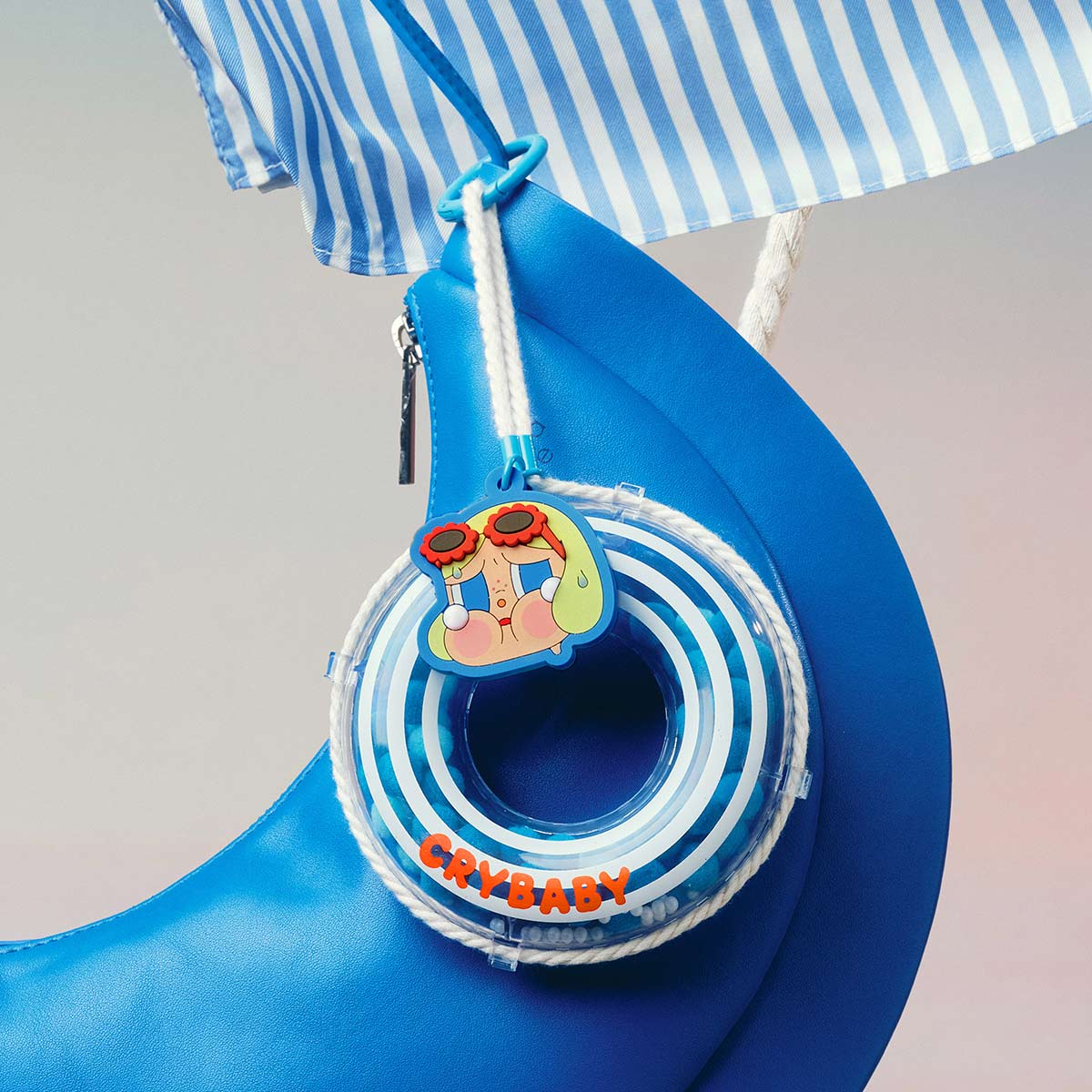 [pre order] CRYBABY Vacation Mode On Series-Pendant Blind Box
