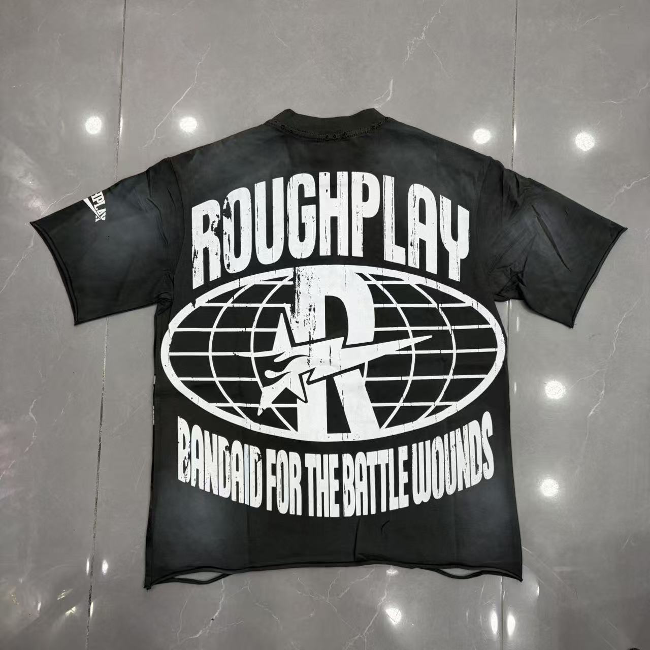 Roughplay Skeleton Convertible Lightning Bolt Graphic T‑Shirt