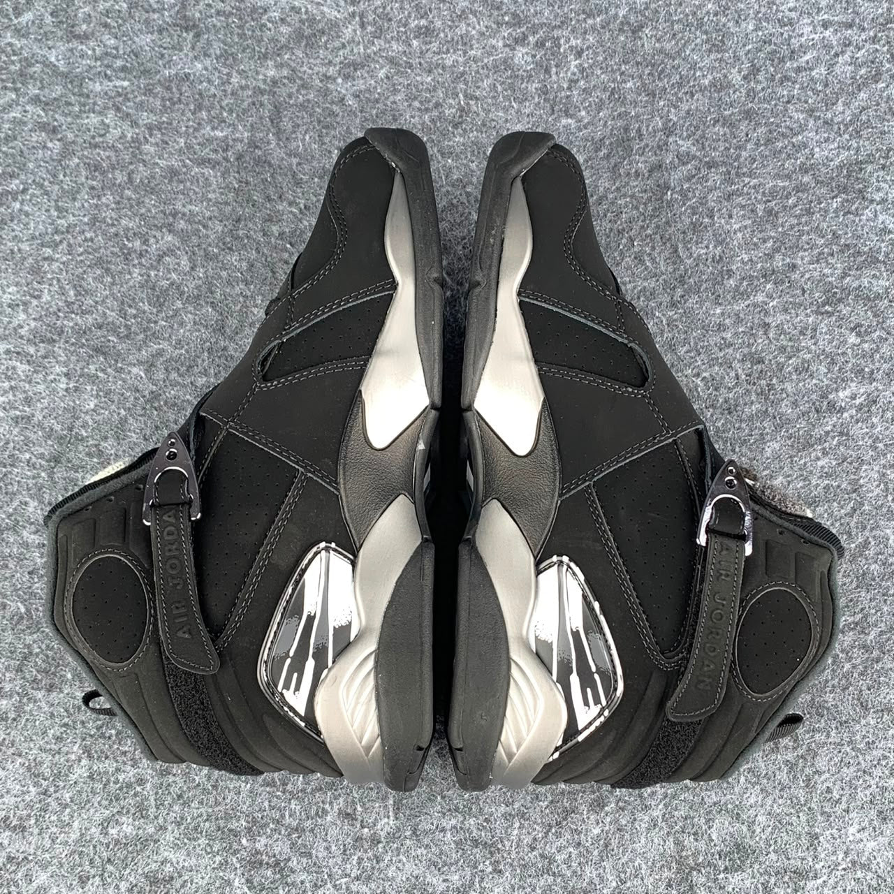 Air Jordan 8 Retro 'Chrome' 2026