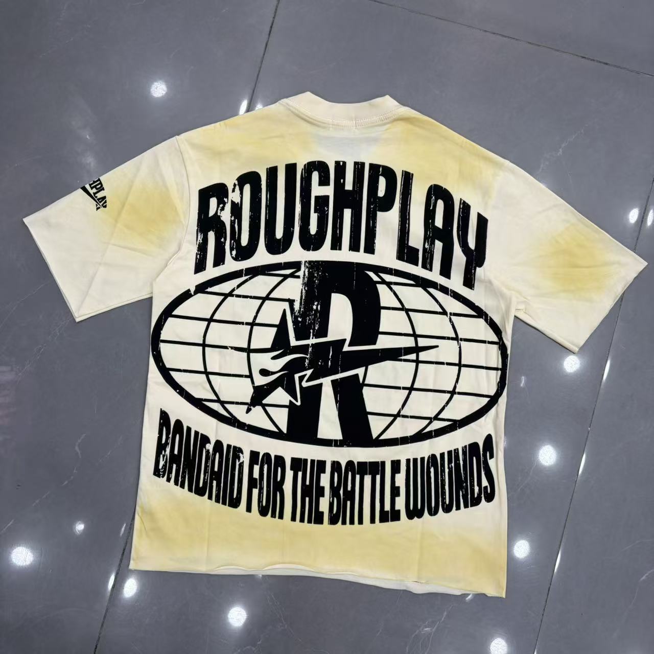 Roughplay Ski‑Goggle Skull Sun‑Gradient Distressed Vintage Tee