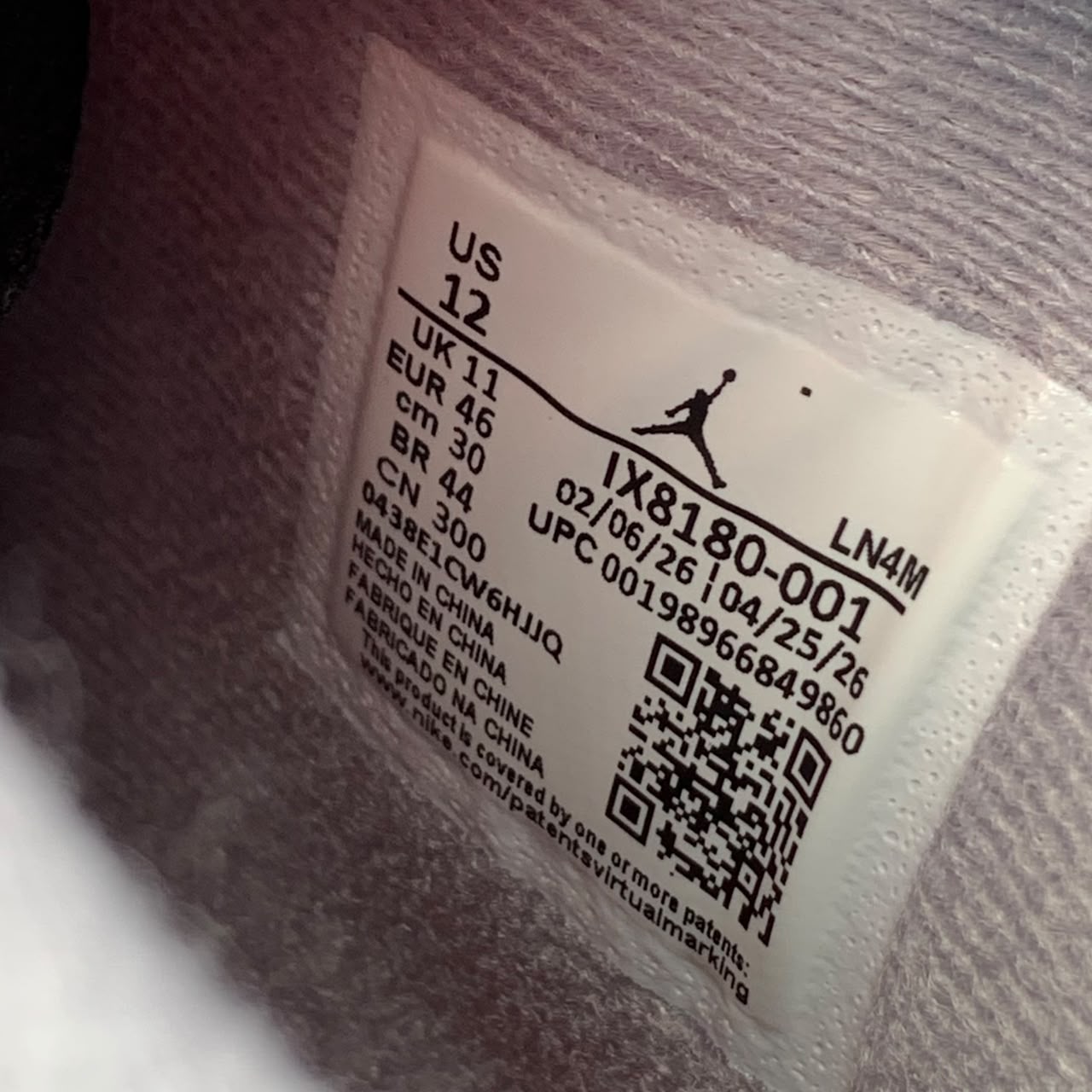 Air Jordan 4 Retro OG 'Bred' 2026