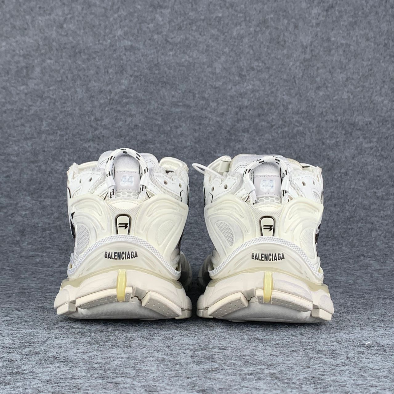Balenciaga Runner Sneaker Graffiti 'White'