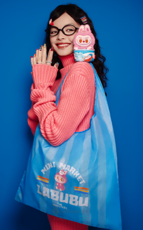 [pre order] labubu wacky mart cup noodles figure storage bag